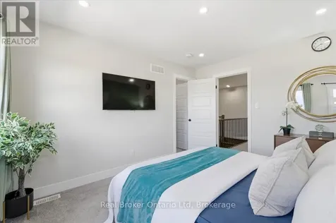 92 Moon Crescent Cambridge ON N1S 0C4