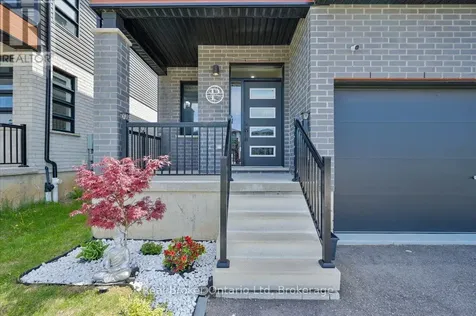 92 Moon Crescent Cambridge ON N1S 0C4