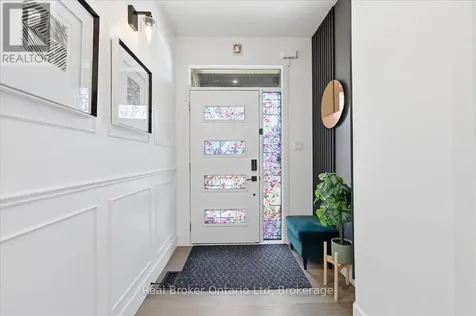 92 Moon Crescent Cambridge ON N1S 0C4