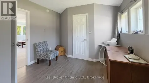 11 James Street West Minto ON N0G 1M0
