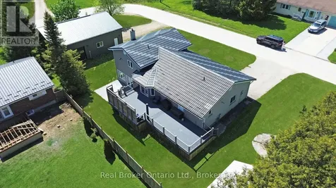 11 James Street West Minto ON N0G 1M0