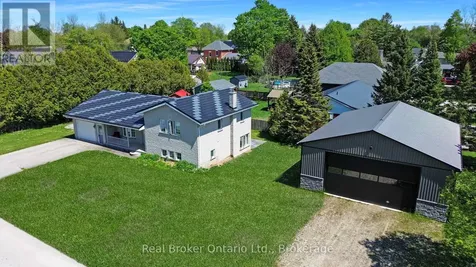 11 James Street West Minto ON N0G 1M0