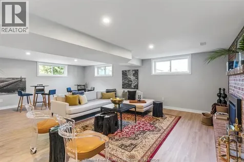 950 Kennedy West Windsor ON N9G 1T1