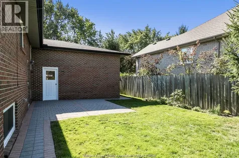 950 Kennedy West Windsor ON N9G 1T1
