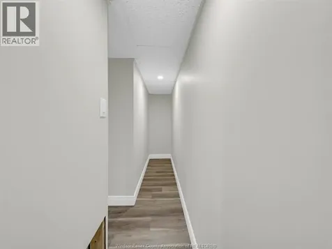 2823 Garvey Crescent Windsor ON N8W 4W7
