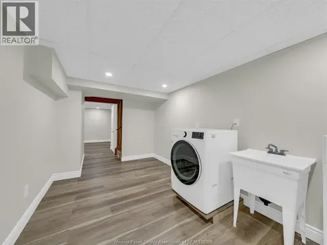 2823 Garvey Crescent Windsor ON N8W 4W7