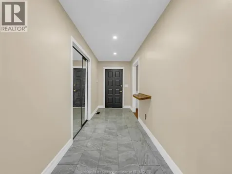 2823 Garvey Crescent Windsor ON N8W 4W7
