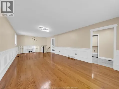 2823 Garvey Crescent Windsor ON N8W 4W7