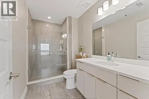 728 Brownstone Lakeshore ON N9K 0C4
