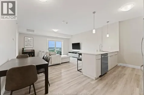728 Brownstone Lakeshore ON N9K 0C4