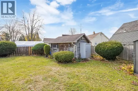 671 Nelson Street Wallaceburg ON N8A 4H5