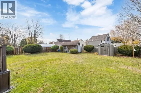 671 Nelson Street Wallaceburg ON N8A 4H5