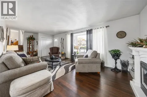 671 Nelson Street Wallaceburg ON N8A 4H5