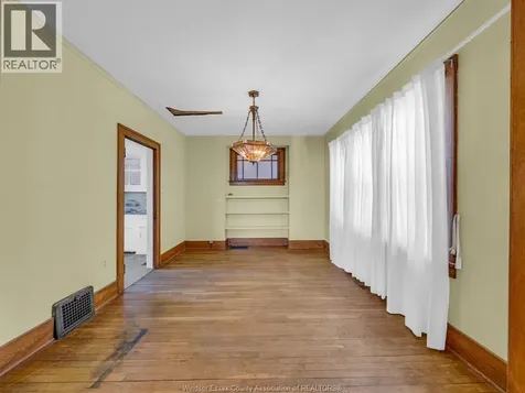 396 Randolph Avenue Windsor ON N9B 2T6