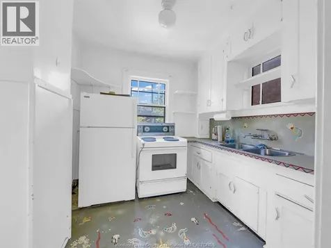 396 Randolph Avenue Windsor ON N9B 2T6