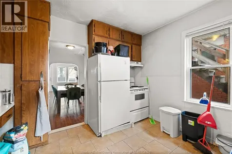 1389 Langlois Avenue Windsor ON N8X 4L8