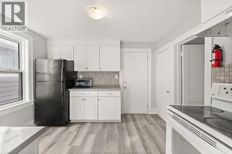 1389 Langlois Avenue Windsor ON N8X 4L8