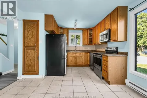 9015 Copperfield Court Windsor ON N8S 4H2