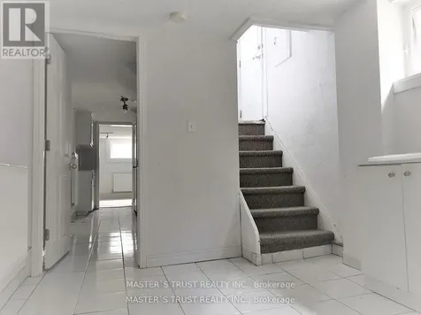 623 O' Connor Dr Drive Toronto (east York) ON M4C 3A5
