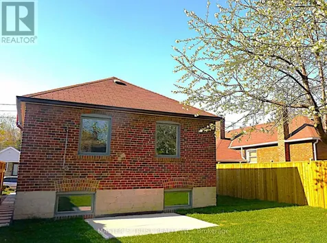 623 O' Connor Dr Drive Toronto (east York) ON M4C 3A5