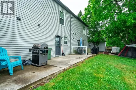 154 Freelton Road Freelton ON L8B 0Z5