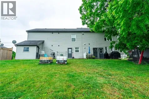 154 Freelton Road Freelton ON L8B 0Z5