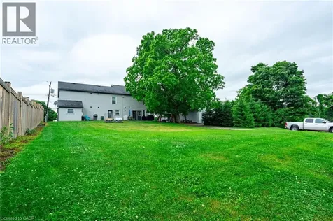 154 Freelton Road Freelton ON L8B 0Z5