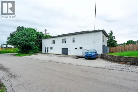 154 Freelton Road Freelton ON L8B 0Z5