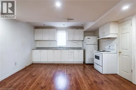 154 Freelton Road Freelton ON L8B 0Z5