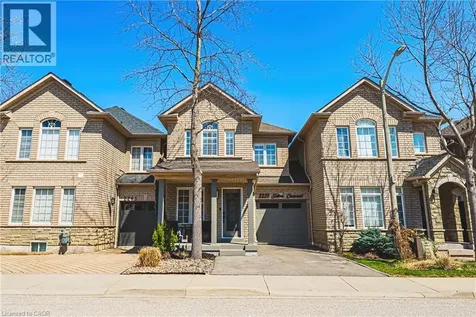 2259 Seton Crescent Burlington ON L7L 6Y4