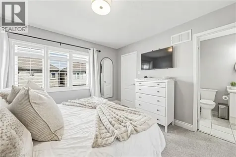 2259 Seton Crescent Burlington ON L7L 6Y4
