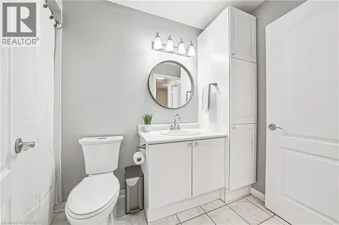 2259 Seton Crescent Burlington ON L7L 6Y4