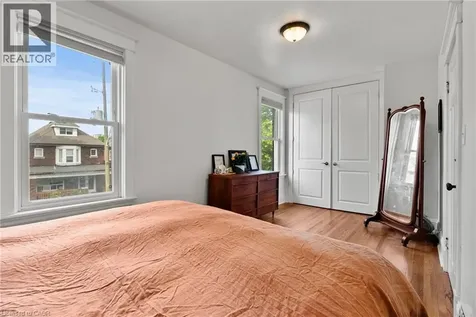 260 Stinson Crescent Hamilton ON L8N 1T7