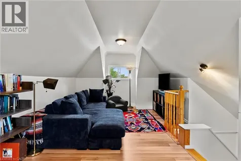 260 Stinson Crescent Hamilton ON L8N 1T7