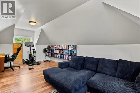 260 Stinson Crescent Hamilton ON L8N 1T7