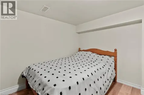 260 Stinson Crescent Hamilton ON L8N 1T7