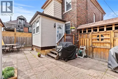 260 Stinson Crescent Hamilton ON L8N 1T7