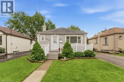 137 Cochrane Road Hamilton ON L8K 3G3