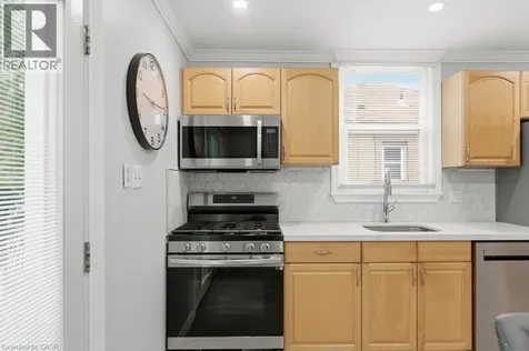 137 Cochrane Road Hamilton ON L8K 3G3