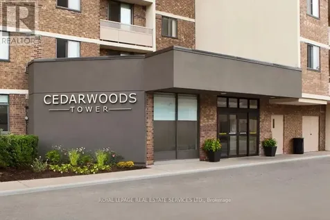 1 Cedarwoods Crescent Kitchener ON N2C 2L8