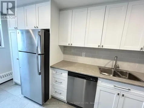1 Cedarwoods Crescent Kitchener ON N2C 2L8