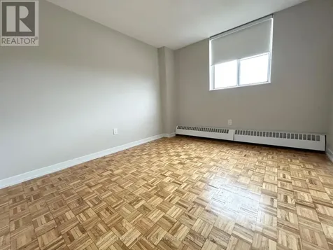 1 Cedarwoods Crescent Kitchener ON N2C 2L8