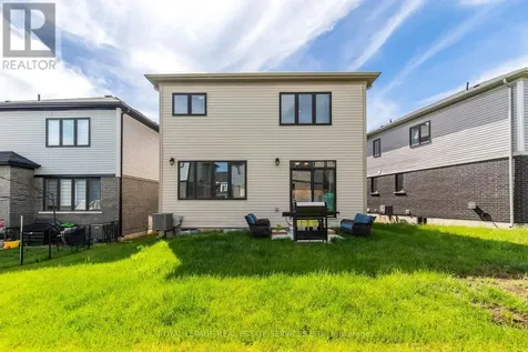 18 Santos Drive Haldimand ON N3W 0H1