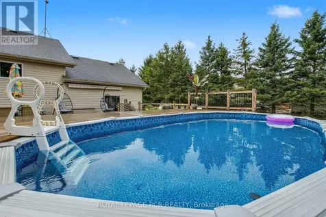 17 Deaken Drive East Luther Grand Valley ON L9W 0Z8