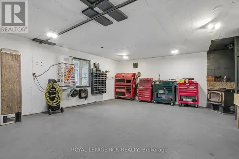 17 Deaken Drive East Luther Grand Valley ON L9W 0Z8