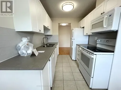 16 Cedarwoods Crescent Kitchener ON N2C 2L4