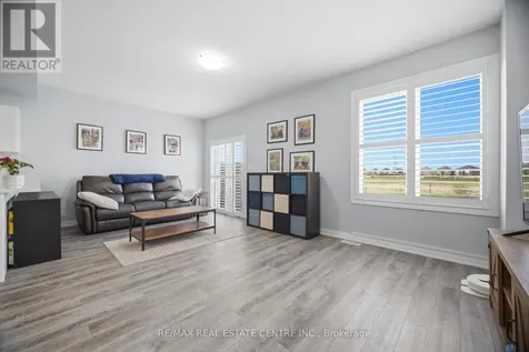 4 Laguna Village Crescent Hamilton ON L0R 1P0