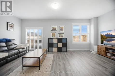 4 Laguna Village Crescent Hamilton ON L0R 1P0