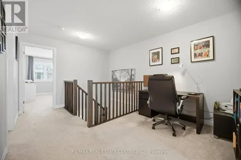 4 Laguna Village Crescent Hamilton ON L0R 1P0