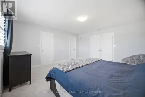 4 Laguna Village Crescent Hamilton ON L0R 1P0